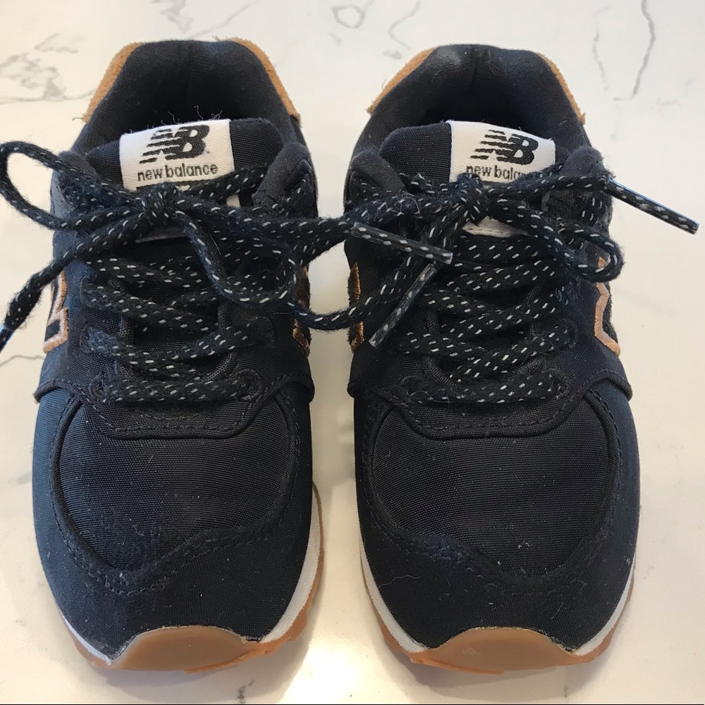 New balance kids sneaker size 7 wide